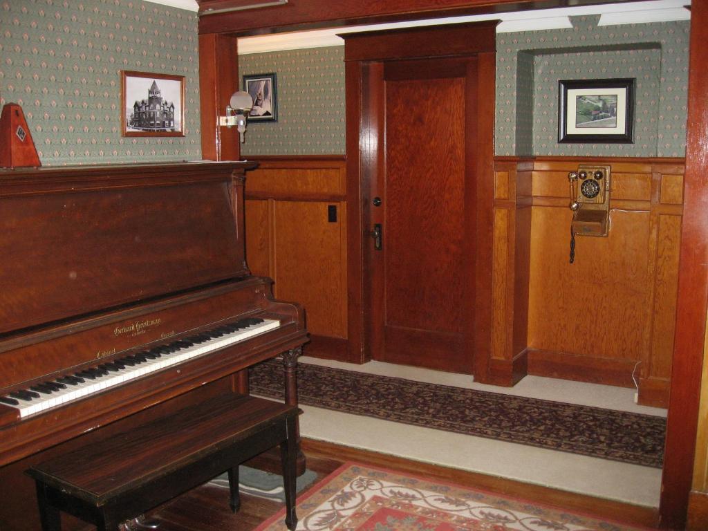 Oliver House Bed & Breakfast מראה חיצוני תמונה